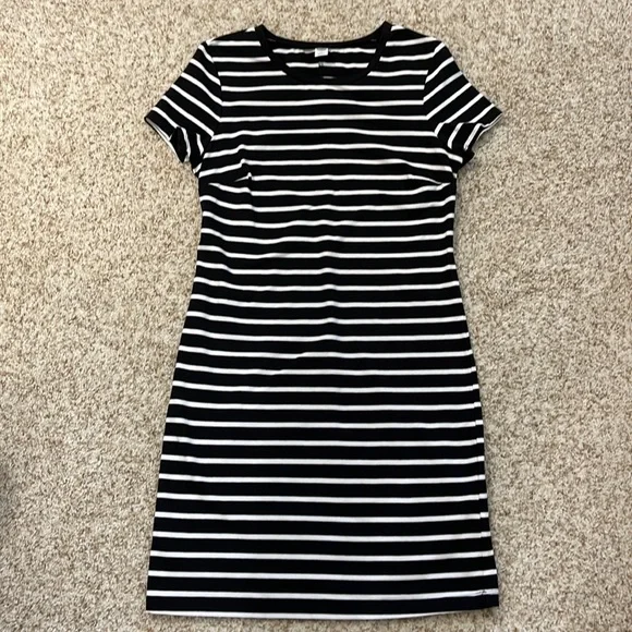 Old Navy | Dresses | Old Navy Black White Striped Fitted T Shirt Dress Size  M | Poshmark